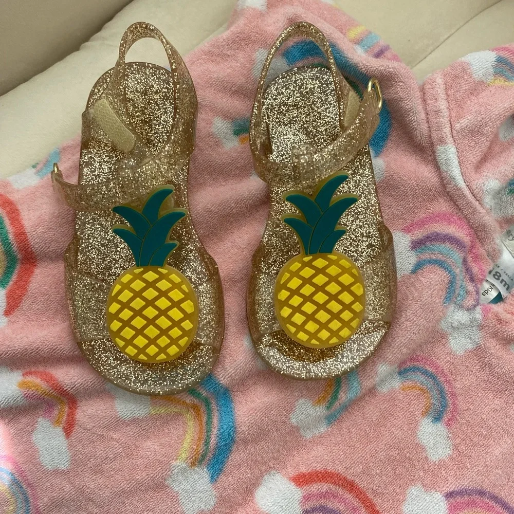 Pottery barn baby beach coverall size 12-18ths w/sandals